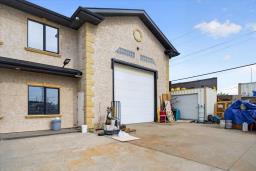 , Edmonton, AB T5A0C1 Photo 45