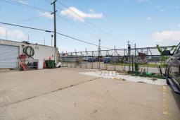 , Edmonton, AB T5A0C1 Photo 44