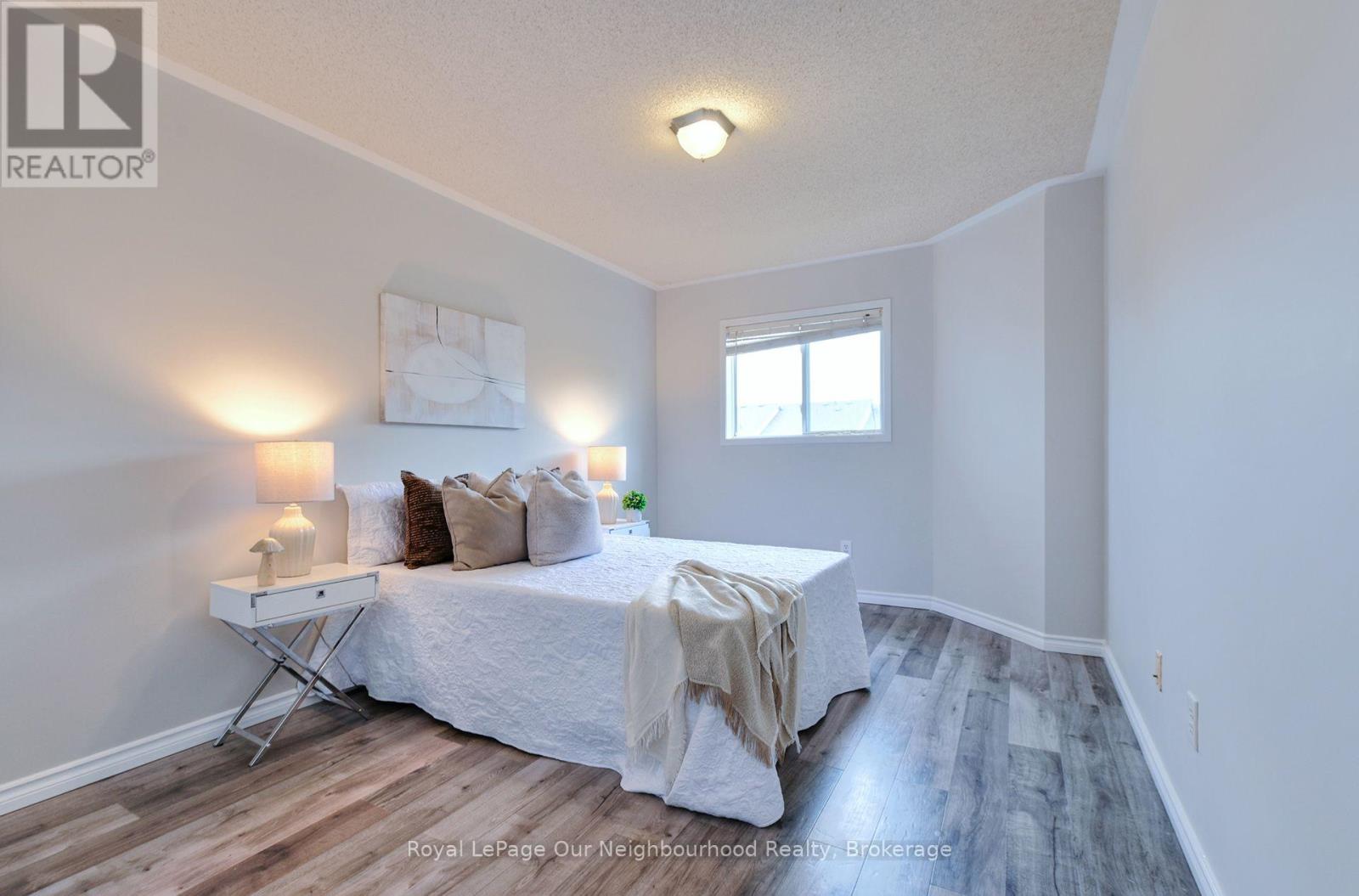 38 WILKINS CRESCENT - 9