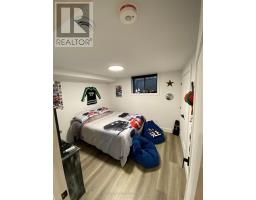 Lower - 618 Clare Avenue, Welland, ON L3C3C1 Photo 11