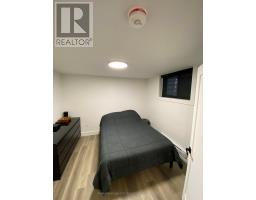 Lower - 618 Clare Avenue, Welland, ON L3C3C1 Photo 12