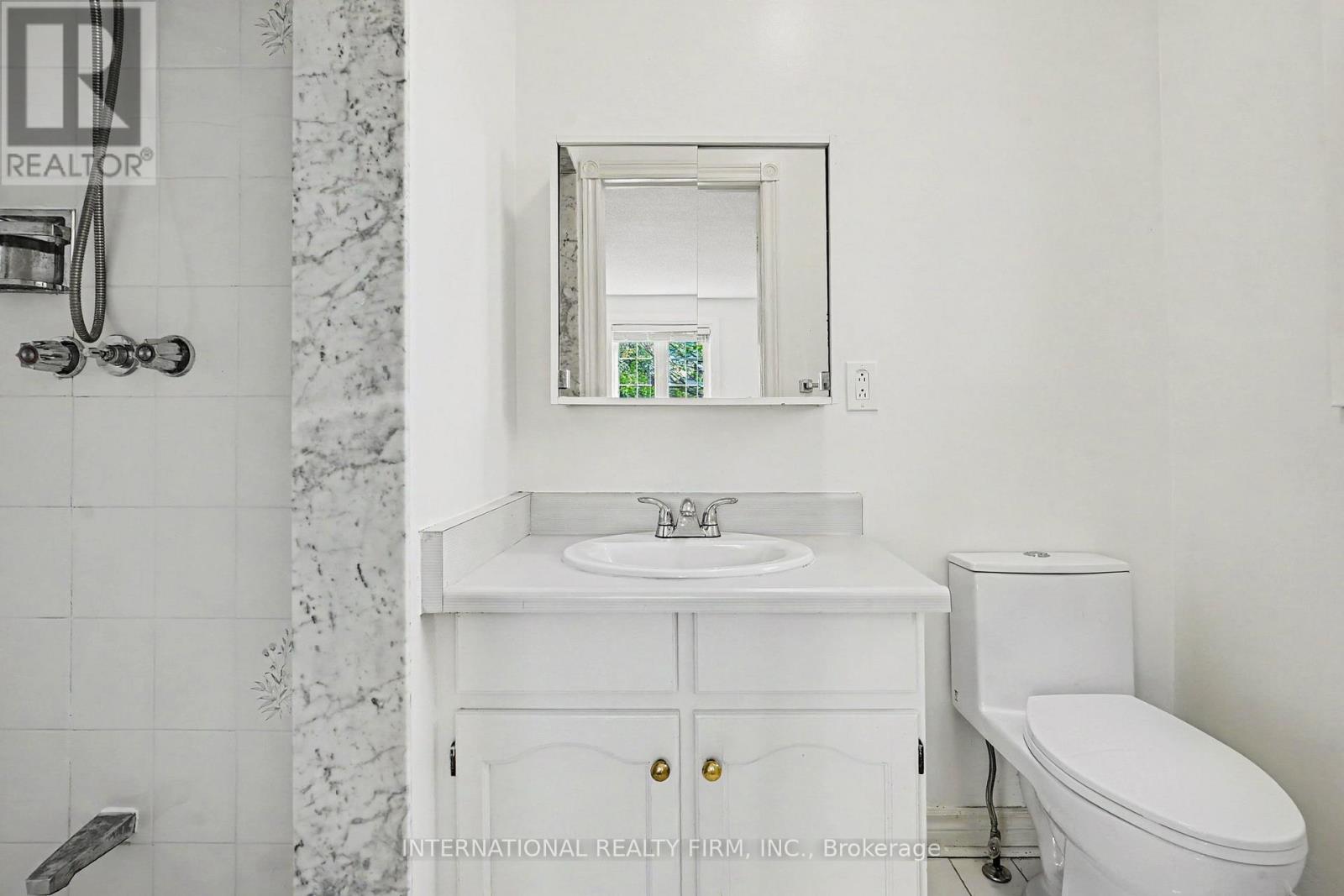 46 HEATH STREET - 11