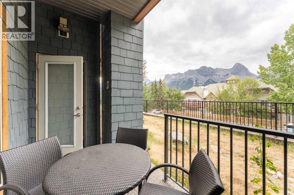 #111C 1818 Mountain Avenue - Image 16
