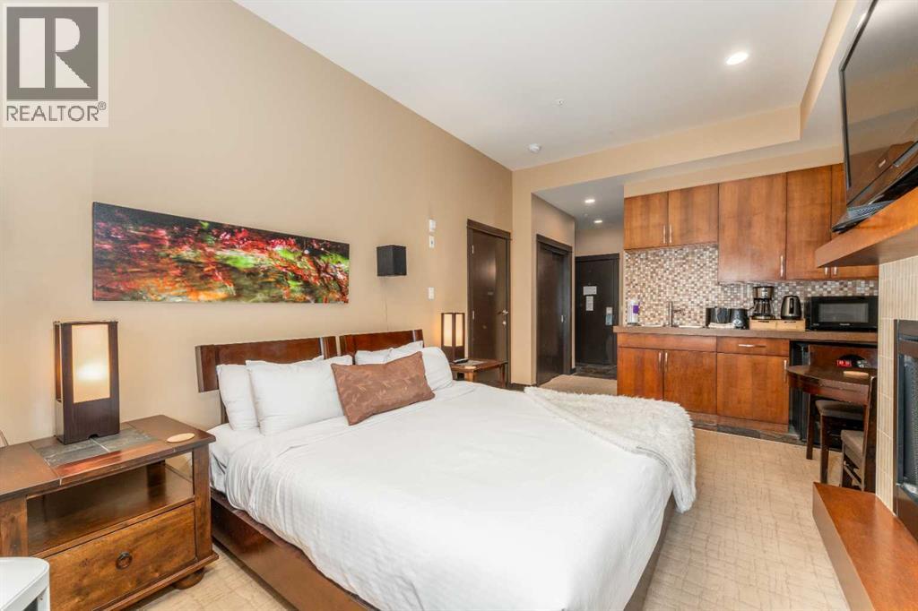 #111C 1818 Mountain Avenue - Image 22