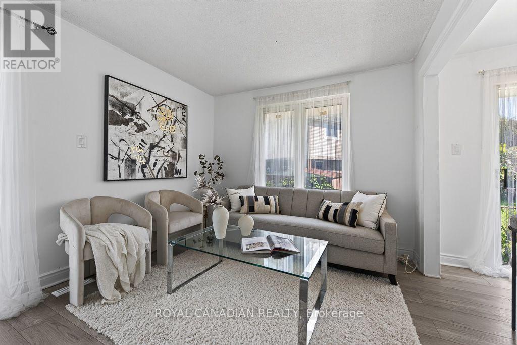6 DAMASCUS DRIVE - 11
