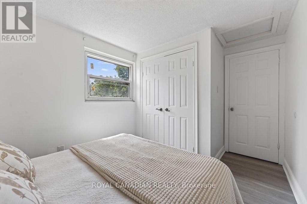 6 DAMASCUS DRIVE - 37
