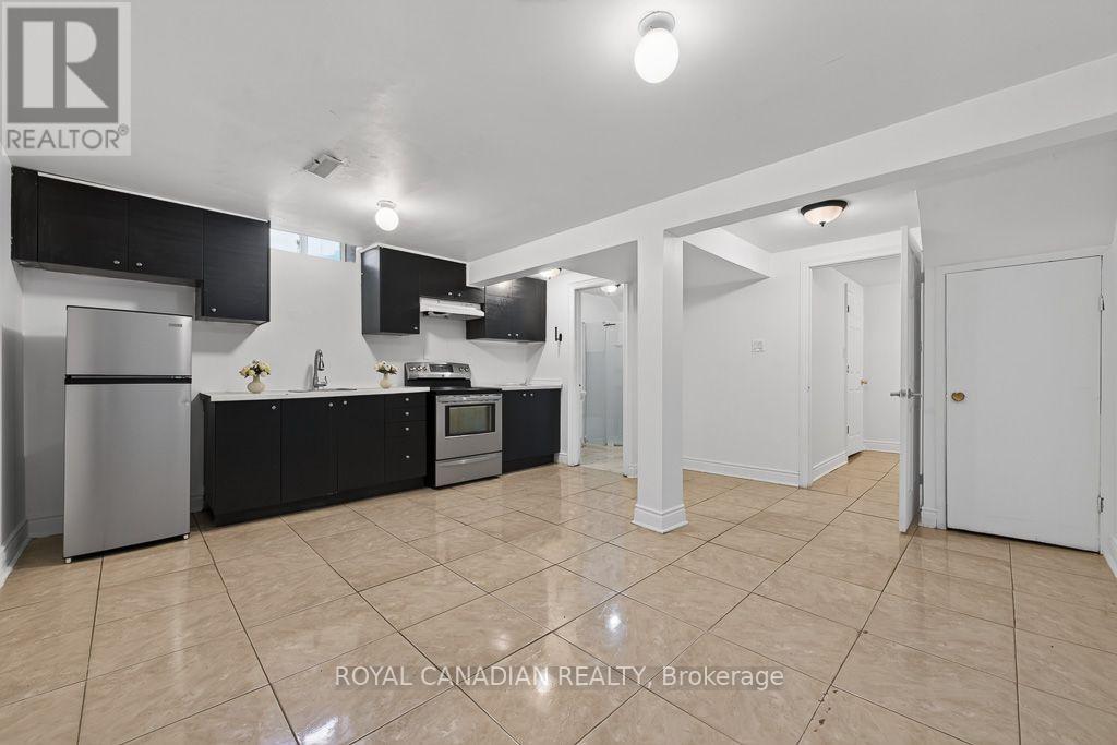 6 DAMASCUS DRIVE - 43