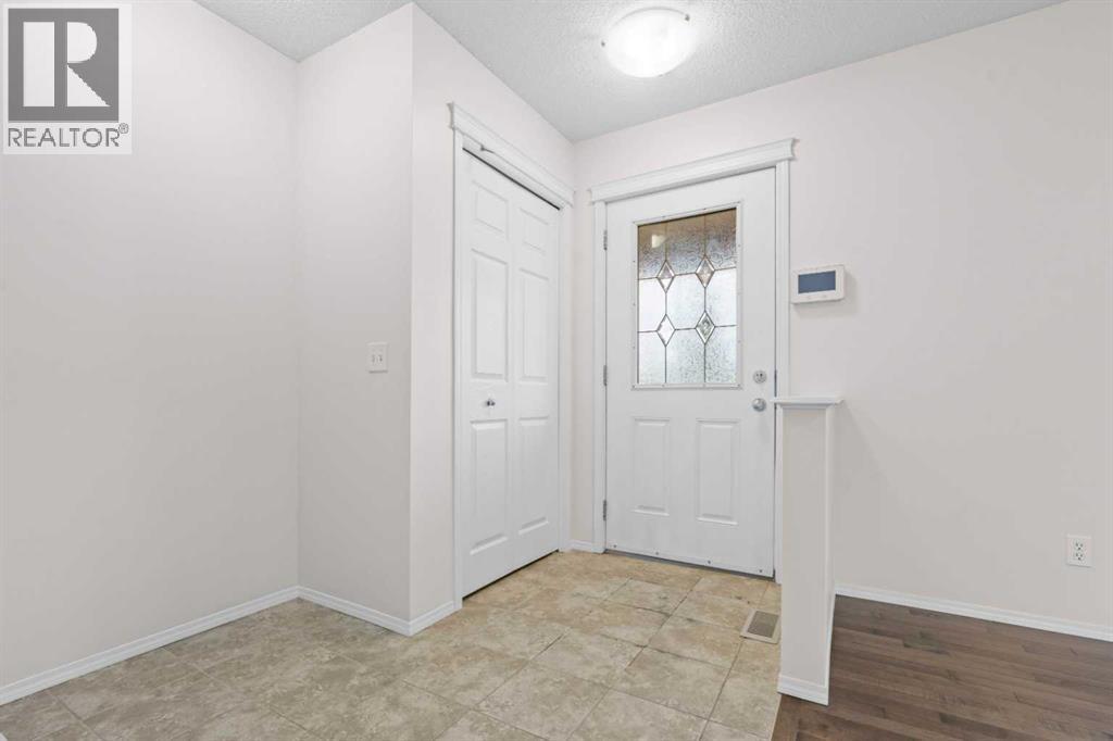 104 Copperstone Terrace Southeast, Calgary, Alberta, T2Z4S2, Calgary, Alberta — photo 5 of 5