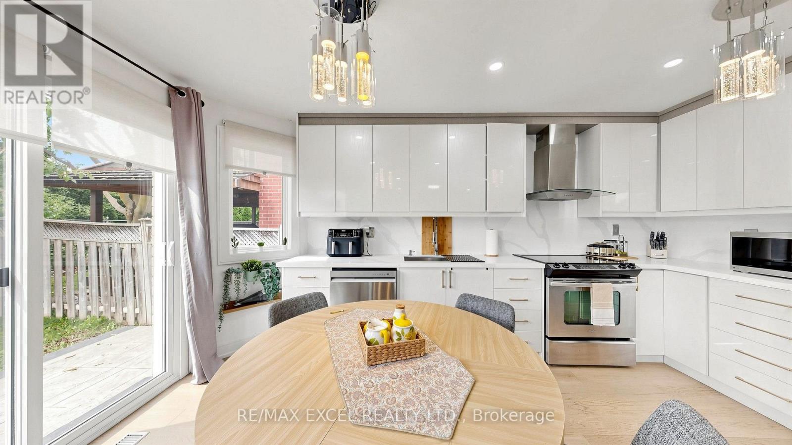 46 VENICE CRESCENT - 15
