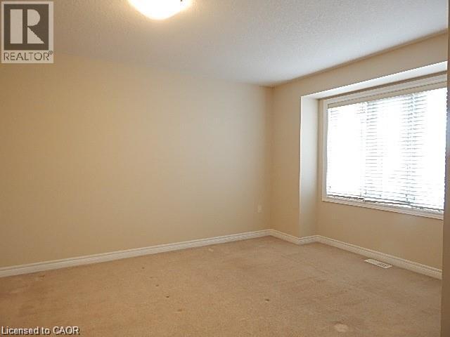 19 CHARLESWOOD Crescent, Hannon — photo 9
