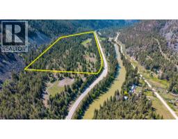 2451 Hwy 3 E, Princeton, BC V0X1W0 Photo 21