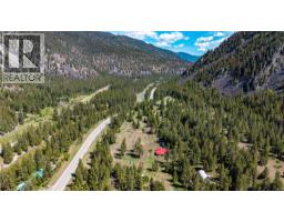 2451 Hwy 3 E, Princeton, BC V0X1W0 Photo 10