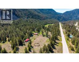 2451 Hwy 3 E, Princeton, BC V0X1W0 Photo 11