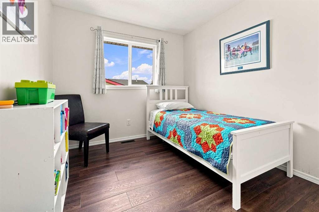 Listing photo – 30 Kirkland Close, Red Deer