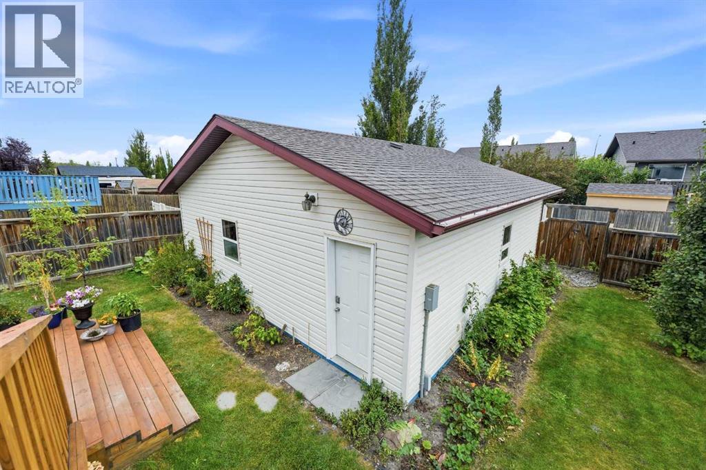 Listing photo – 30 Kirkland Close, Red Deer