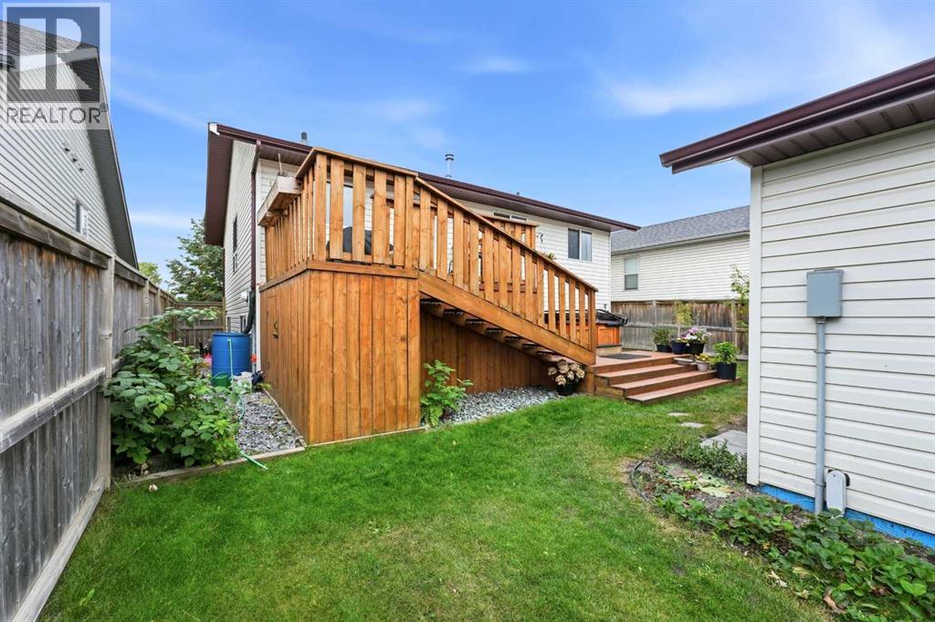 Listing photo – 30 Kirkland Close, Red Deer