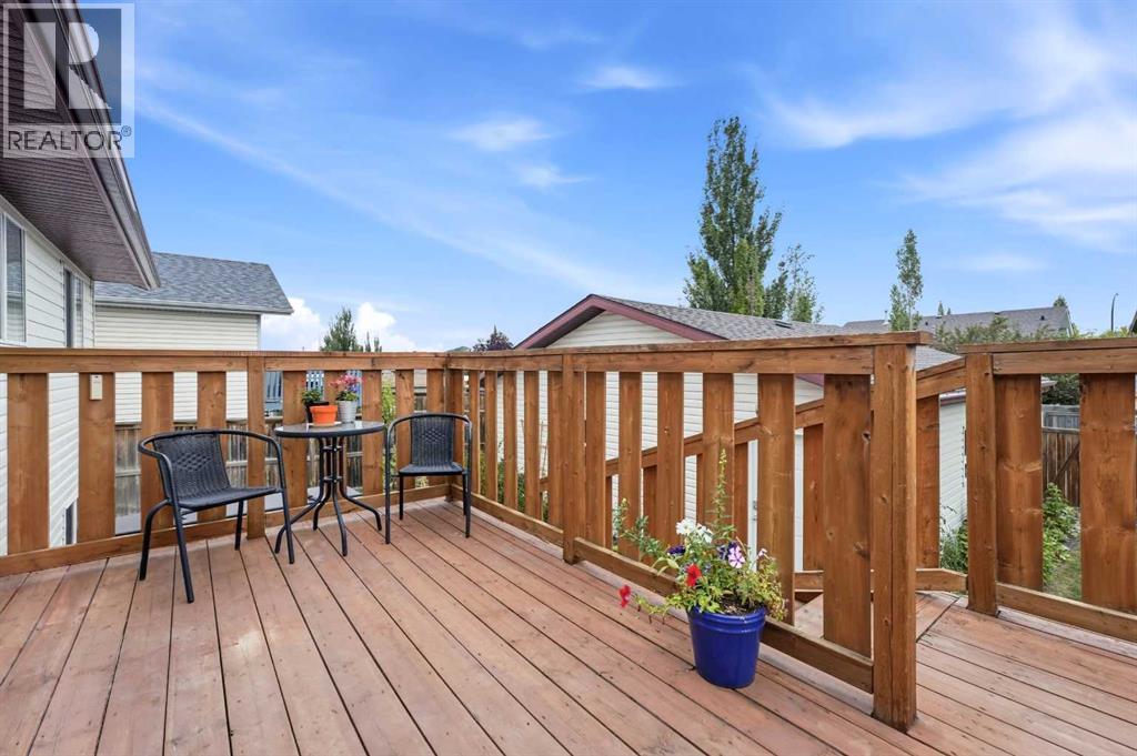 Listing photo – 30 Kirkland Close, Red Deer