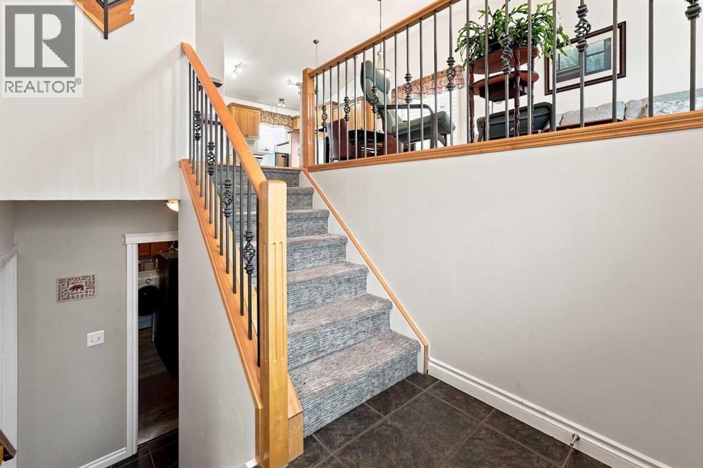Listing photo – 30 Kirkland Close, Red Deer