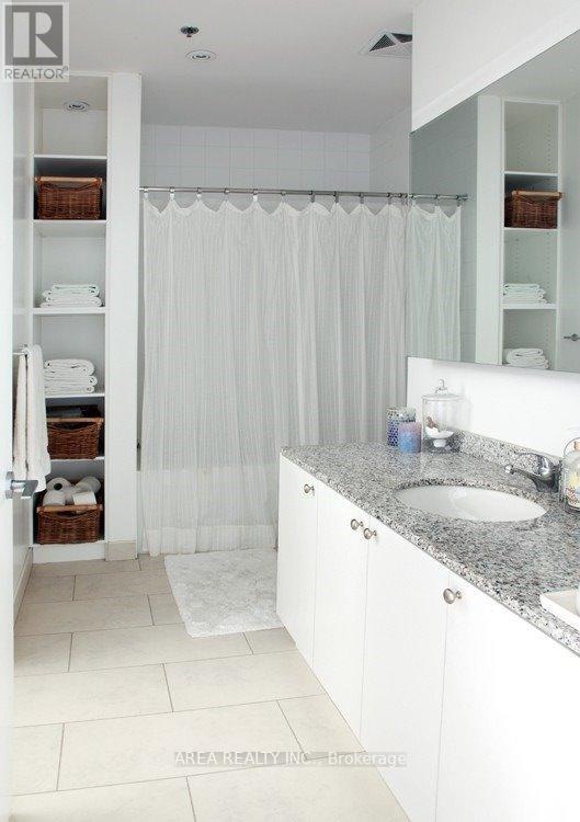 #403 43 Hanna Avenue, Toronto (Niagara), Ontario, M6K1X1, Toronto (Niagara), Ontario — photo 4 of 5