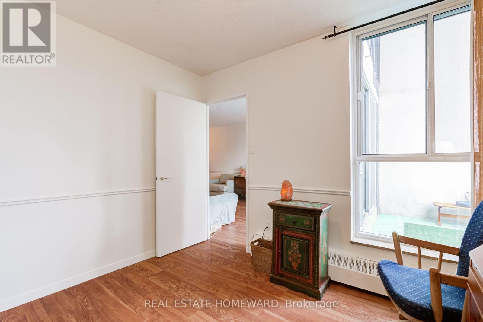#218 60 SOUTHPORT STREET - 7