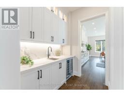 560 Woodview Road, Burlington, ON L7N3A1 Photo 9