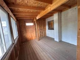 1562 Roy Avenue, Winnipeg, MB R3E1E8 Photo 13