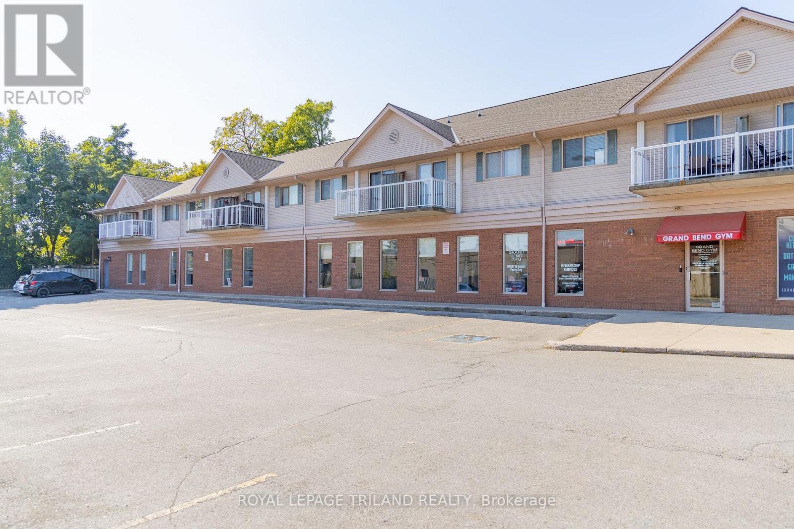 1 - 37 ONTARIO STREET N, Lambton Shores (Grand Bend) — photo 6
