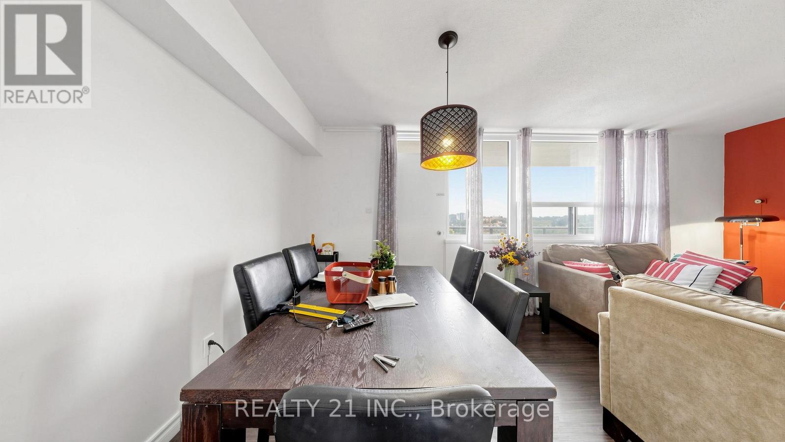 #819 180 MARKHAM ROAD - 20