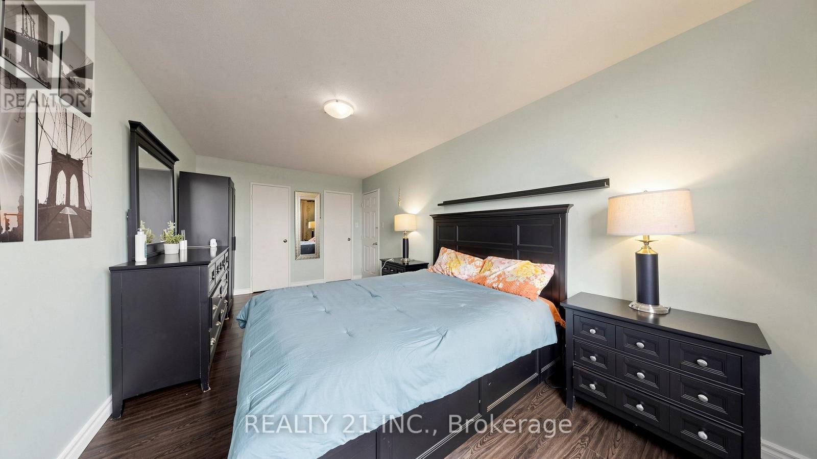 #819 180 MARKHAM ROAD - 29