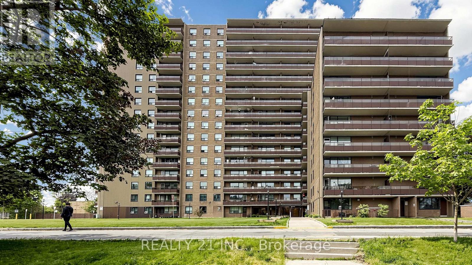 #819 180 MARKHAM ROAD - 3