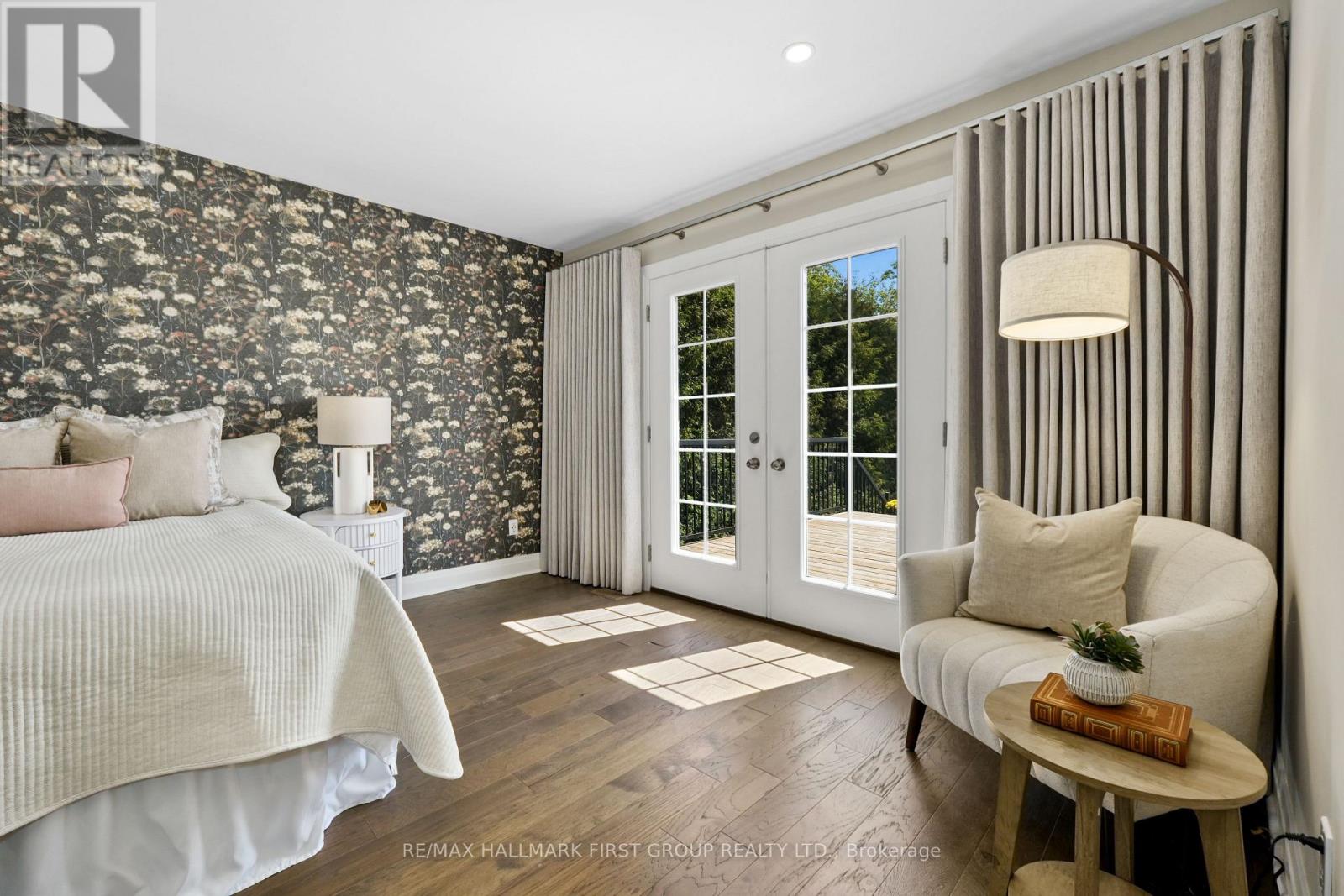 75 EAST HOUSE CRESCENT - Image 24
