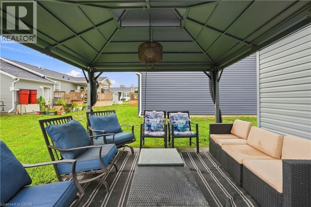 27 HICKORY Hollow - Image 34
