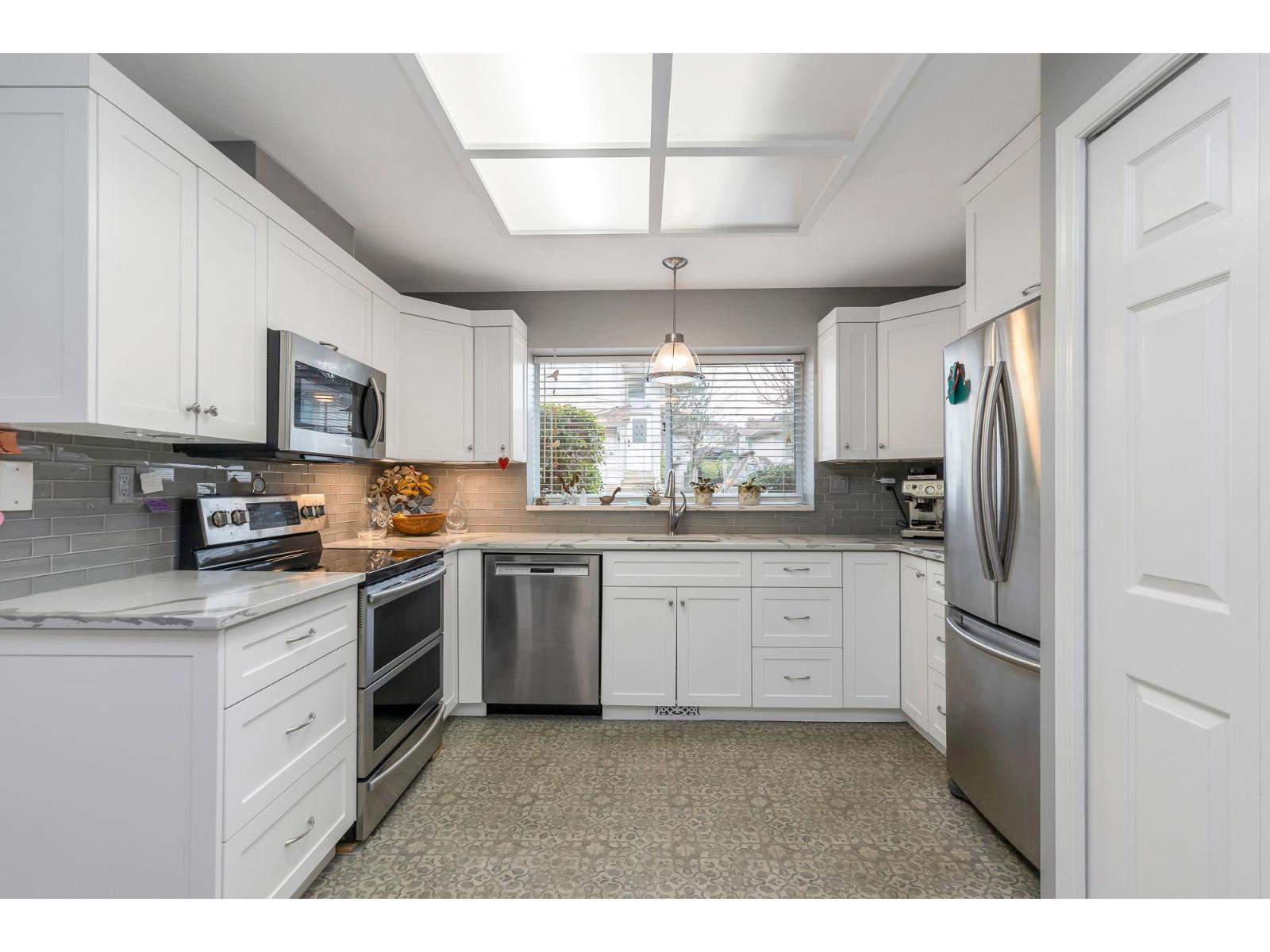 26 2023 WINFIELD DRIVE, Abbotsford — photo 5