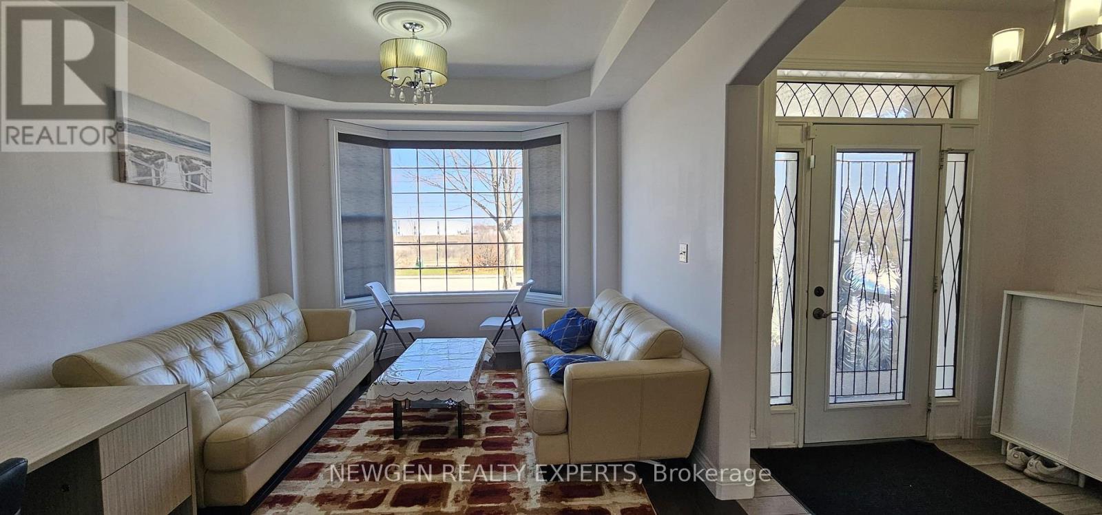 687 MARLEY CRESCENT - 1