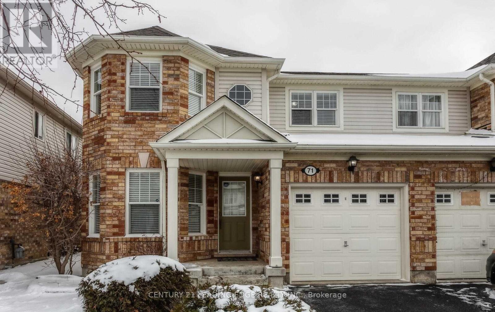 71 Jessop Drive, Brampton (Fletcher's Meadow), Ontario, L7A3N4, Brampton (Fletcher's Meadow), Ontario — photo 2 of 5
