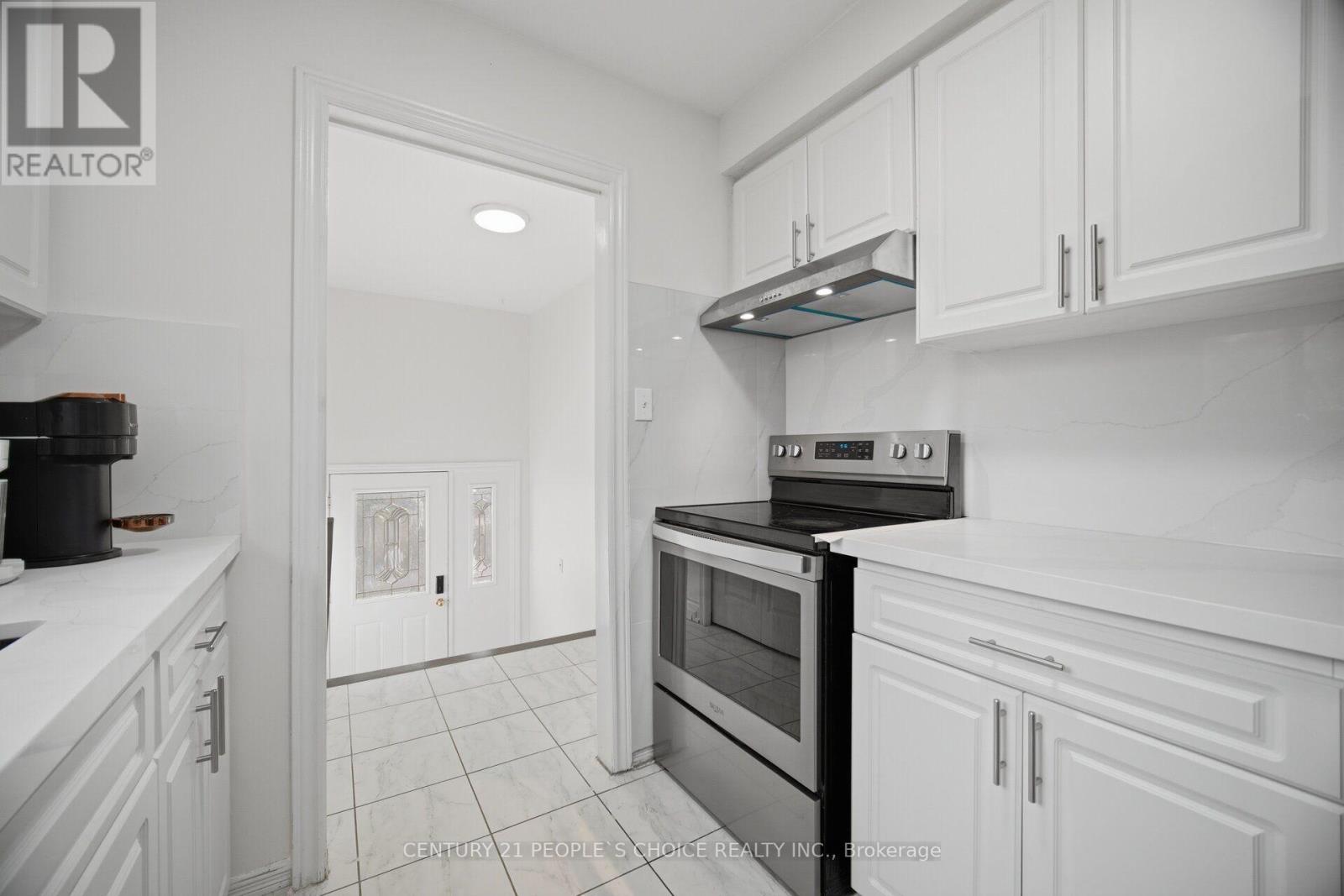 578 CAVELL DRIVE - 13