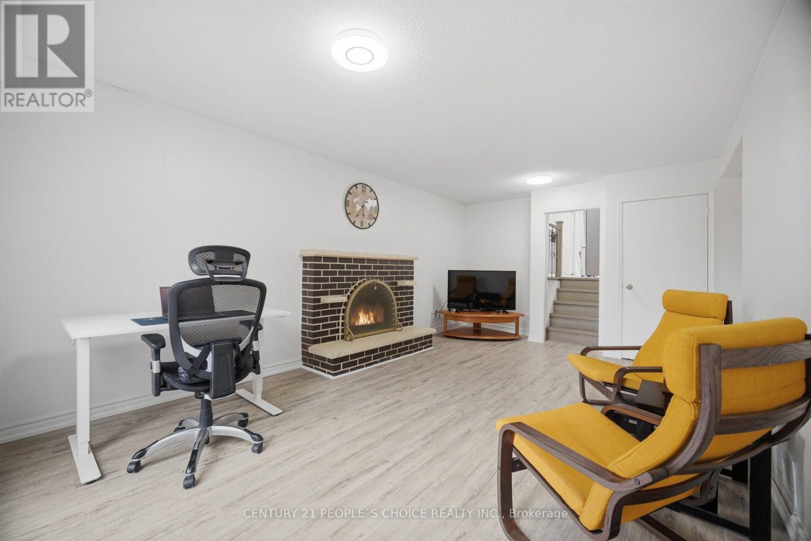 578 CAVELL DRIVE - 27