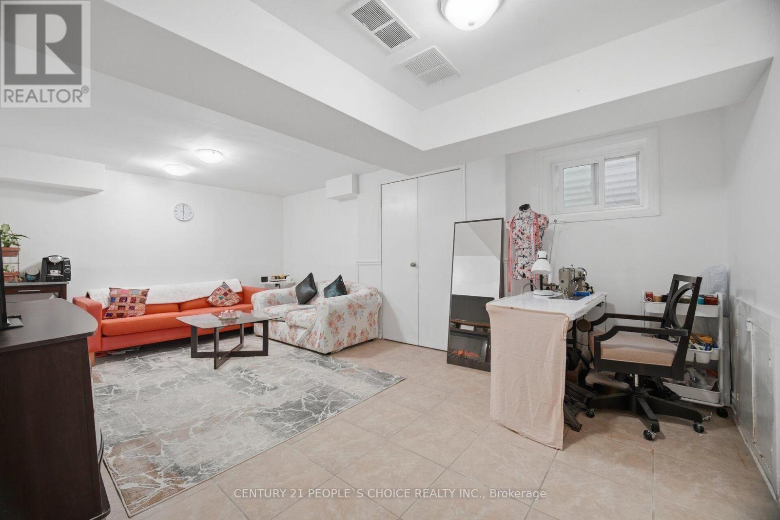 578 CAVELL DRIVE - 42