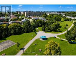 2105 - 3390 Weston Road, Toronto, ON M9M2X3 Photo 17