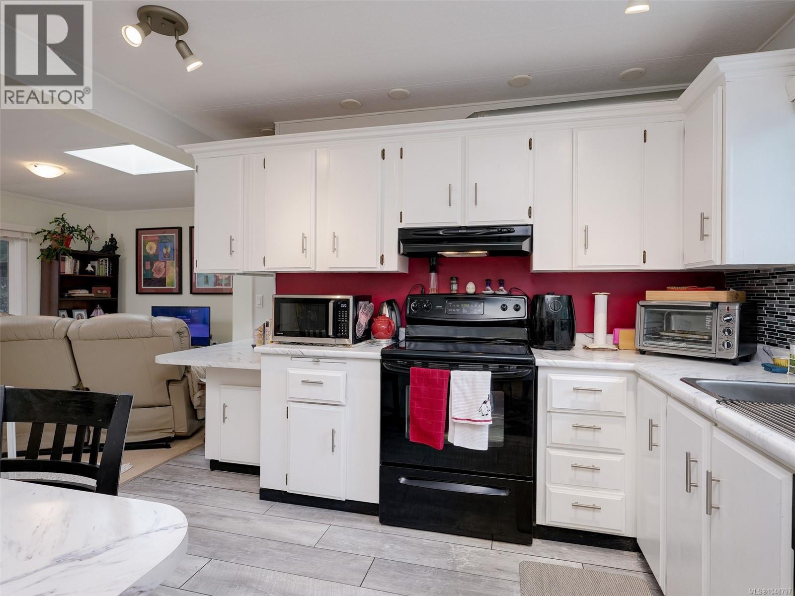 2166 Summergate Blvd - Image 10