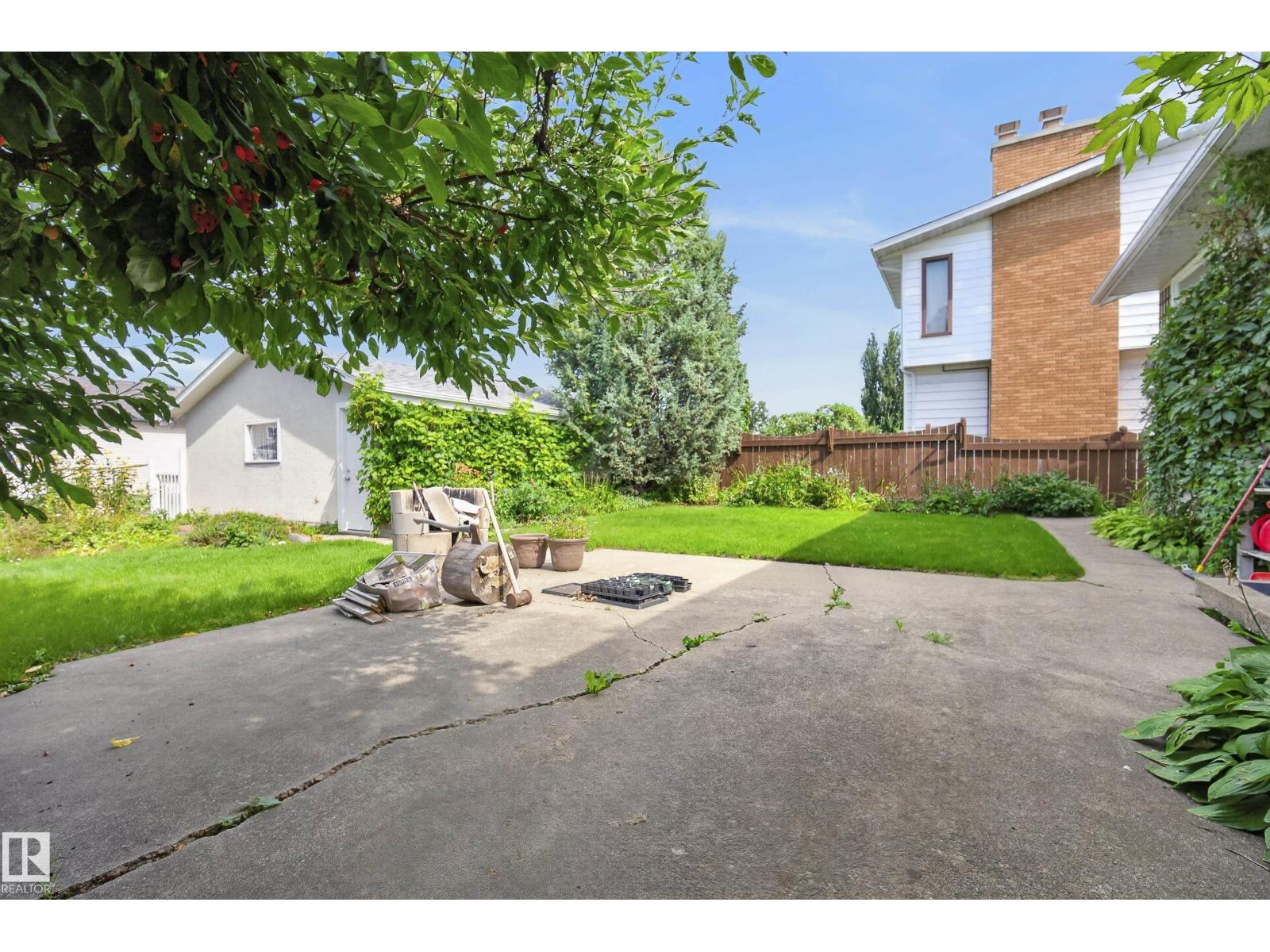 10968 35A AV NW - 15
