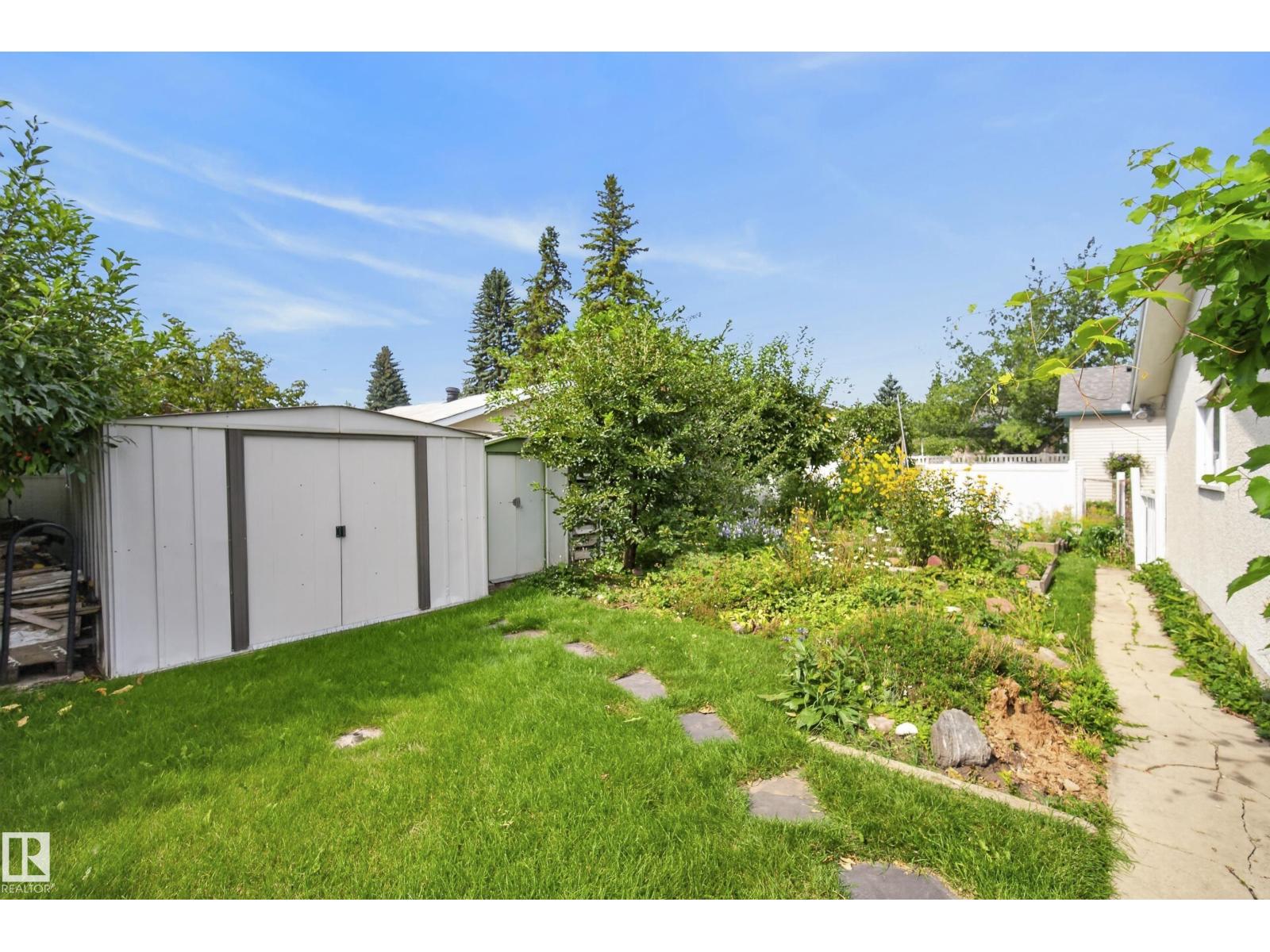 10968 35A AV NW - 18