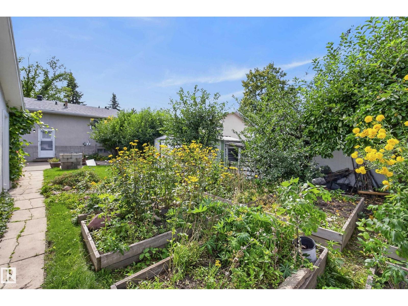 10968 35A AV NW - 20