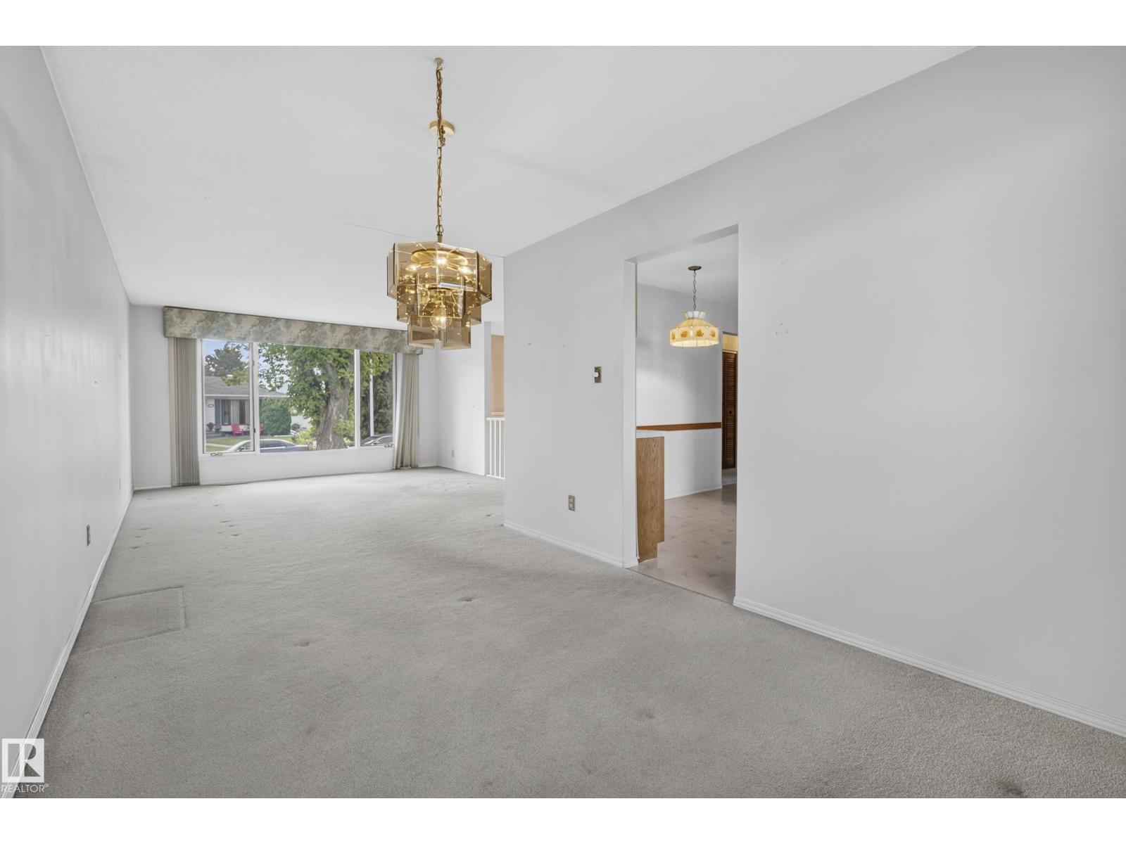 10968 35A AV NW - 31