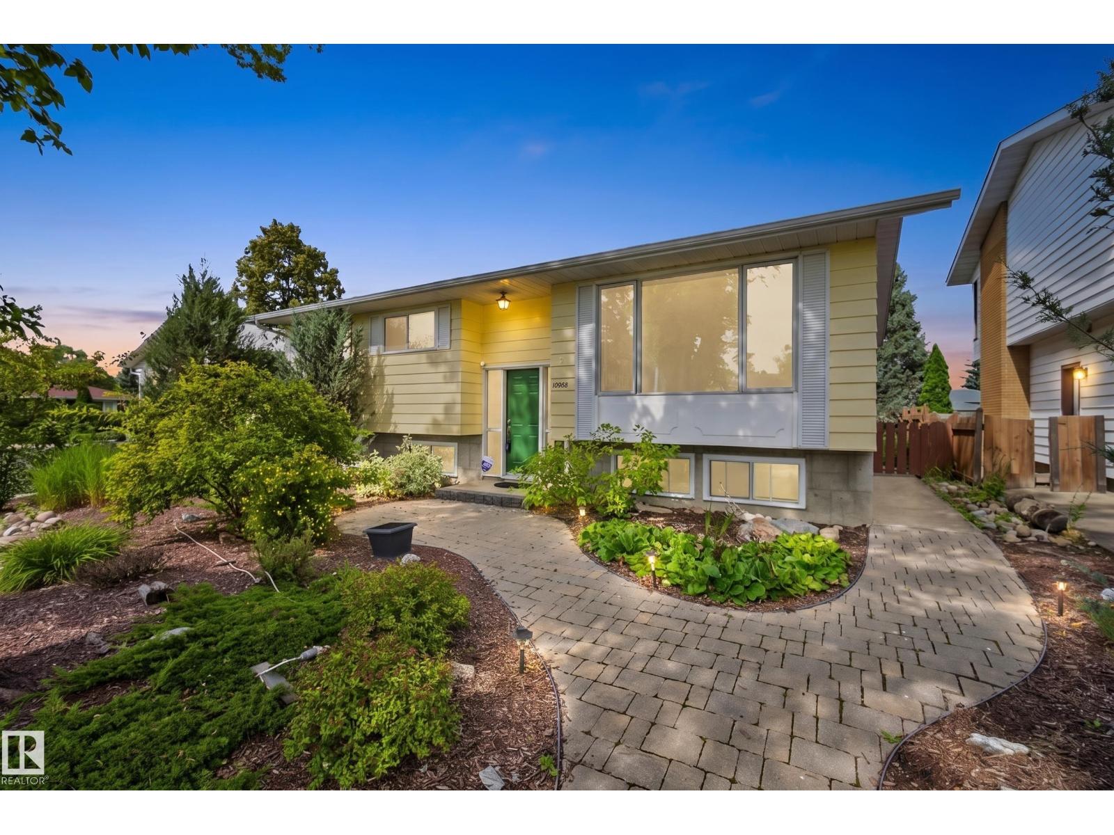 10968 35A AV NW - 9