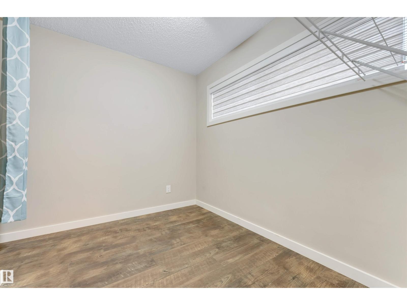 3340 15a AV NW - 11