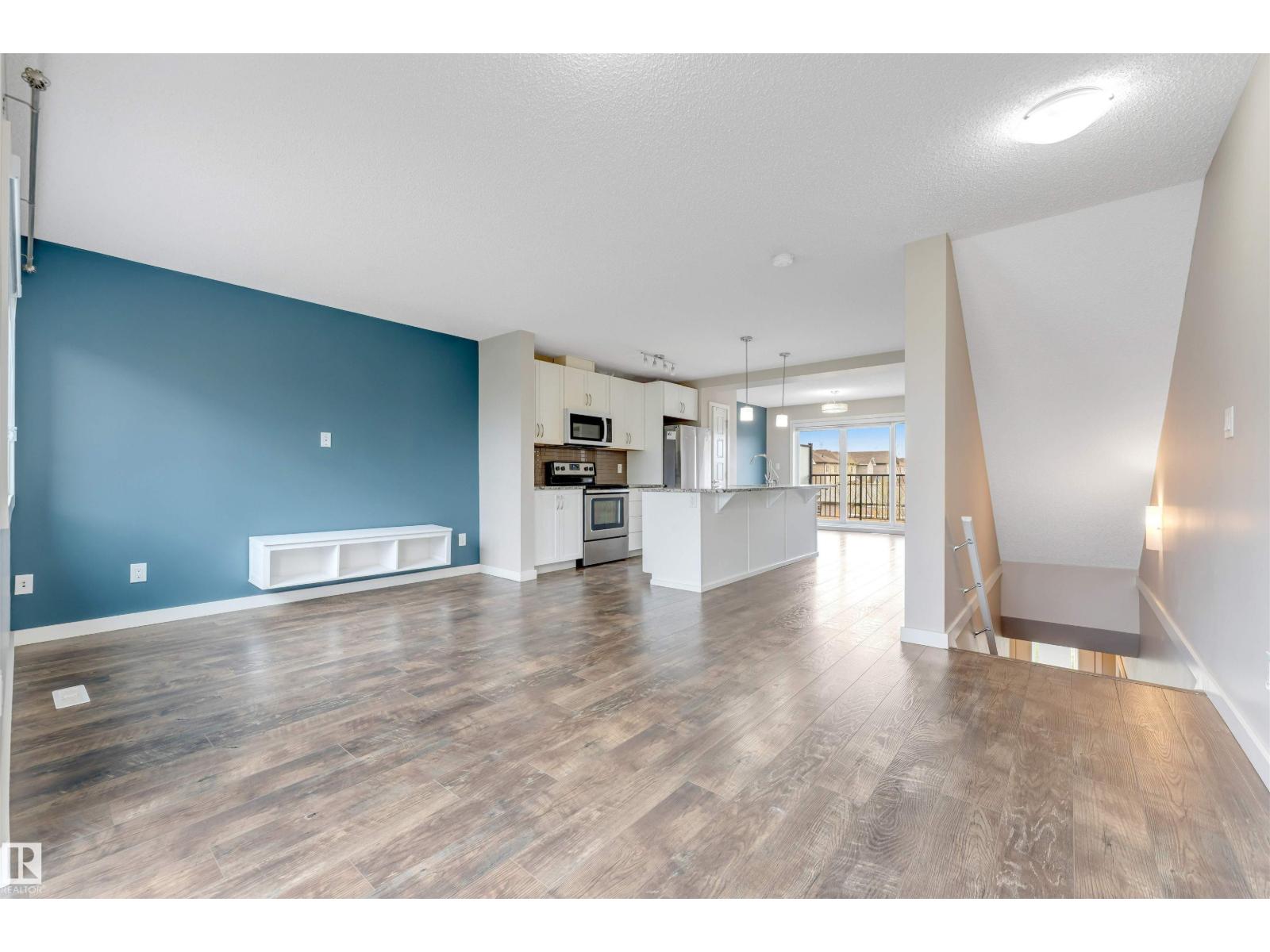 3340 15a AV NW - 23