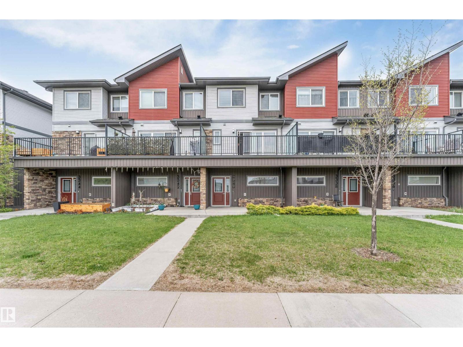 3340 15a AV NW, Edmonton, Alberta, T6T0Y1