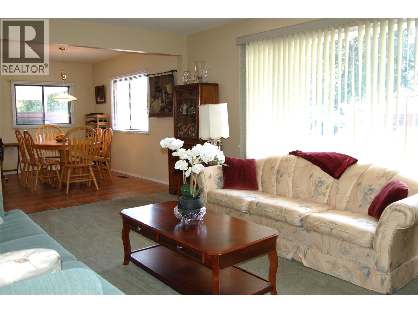 10504 Ritchie Street, Summerland