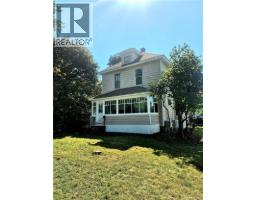 120 Pleasant Street, photo 7